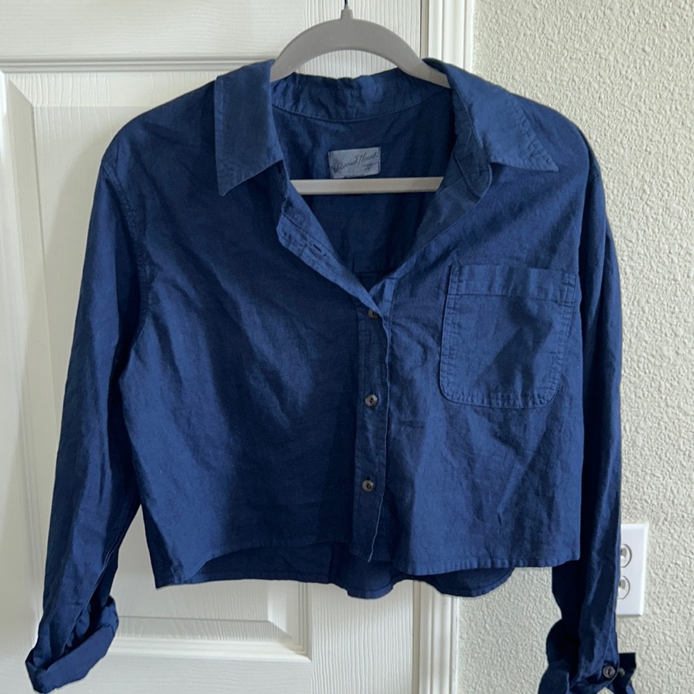 Universal Thread T-Shirt
